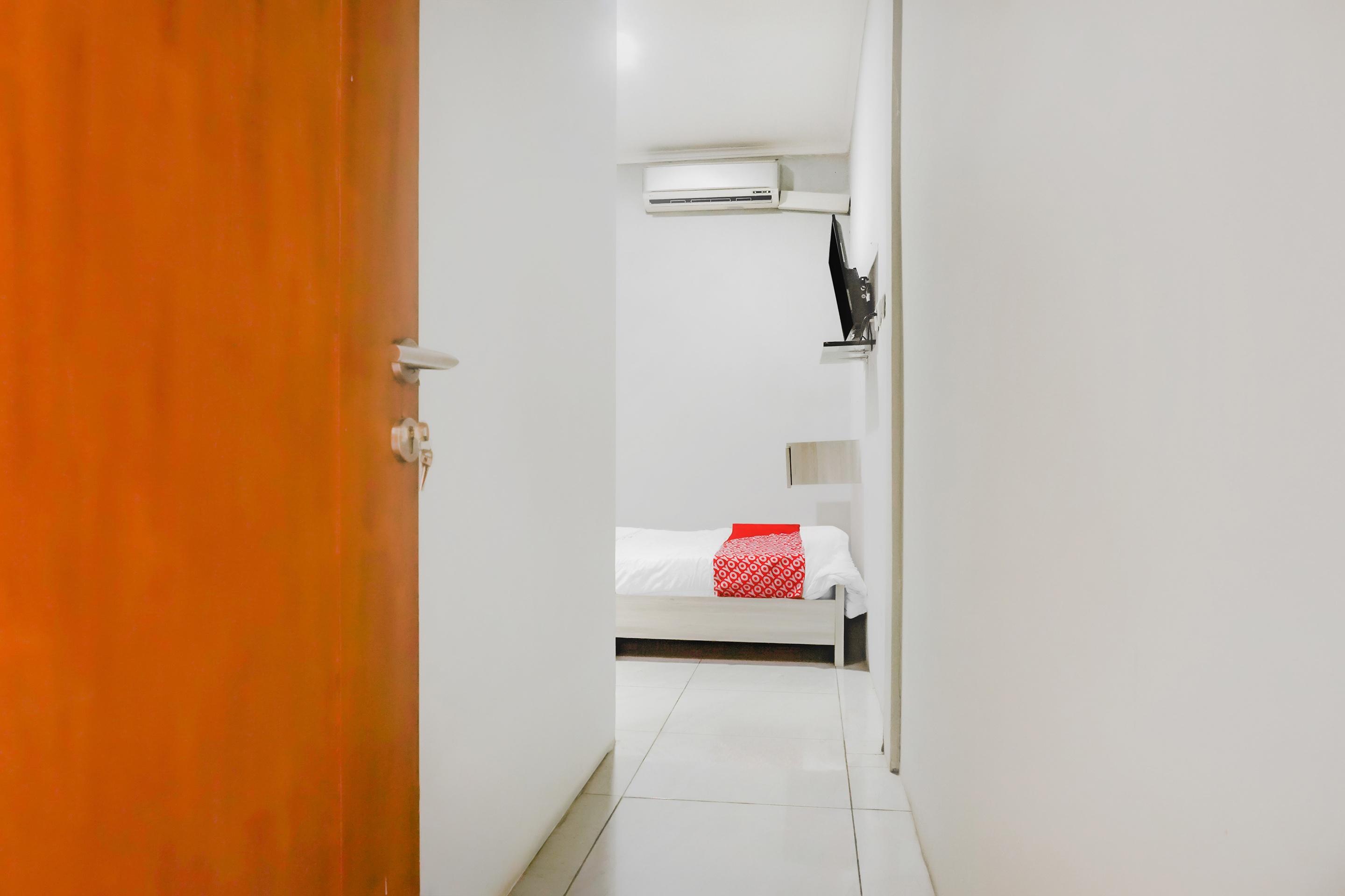 Reddoorz @ Limo Depok Hotel Bagian luar foto